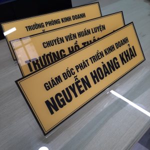 Biển tên Mica 01 mặt giá xưởng tại Hà Nội