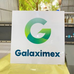 Làm biển hiệu công ty in logo tại Hà Nội giá xưởng